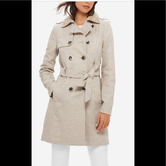 On Trend 2021 Are Trench Coats - Temporary $$ drop - Picture 2 of 16